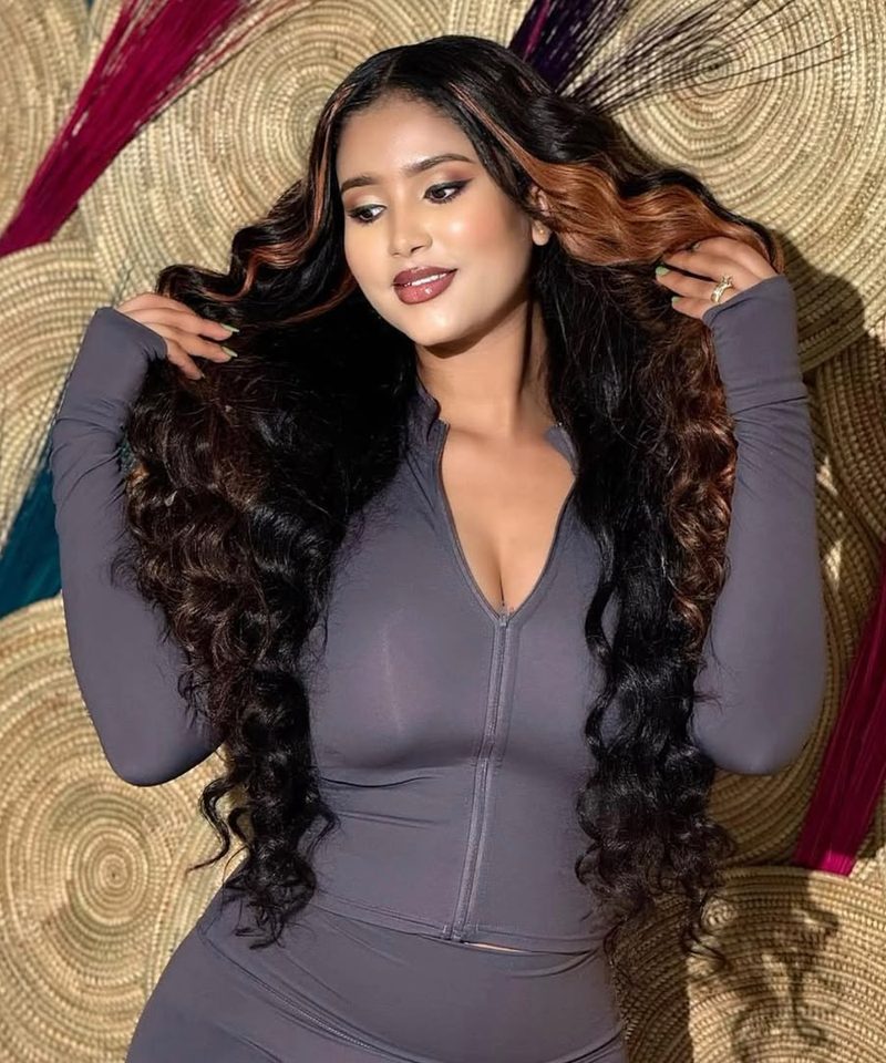 Cascading copper highlighted curl extensions
