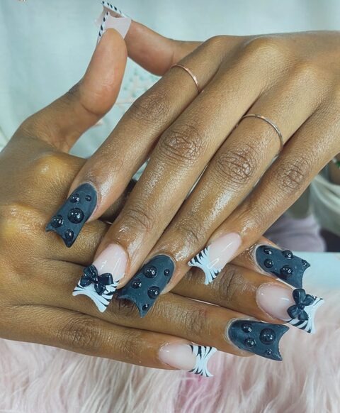 Custom 3D nail art design