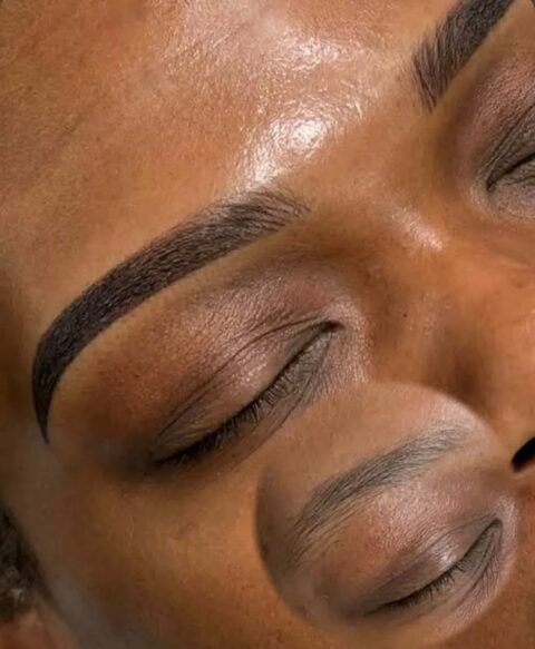Ombre powder brows close-up result